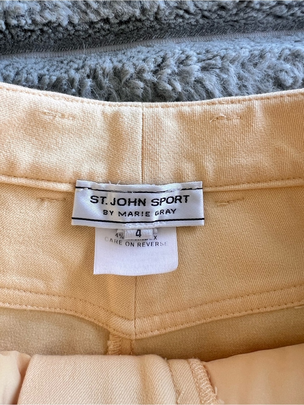 ST. John Sport by Marie Gray Butter Yellow Straight Leg Jeans Sz 4 - Picture 9 of 10